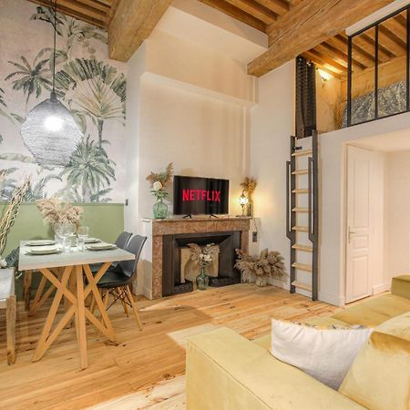 Apartamento Le Raffine Avec Caractere En Hypercentre Lyon Exterior foto