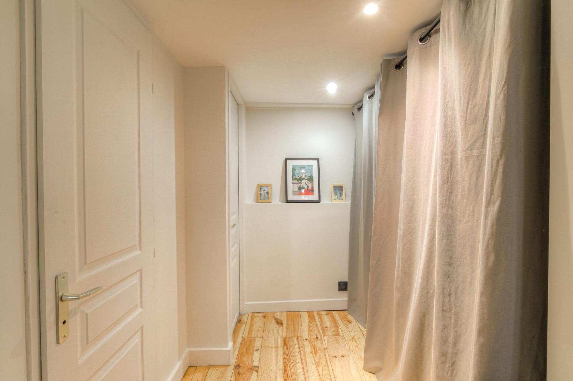 Apartamento Le Raffine Avec Caractere En Hypercentre Lyon Exterior foto